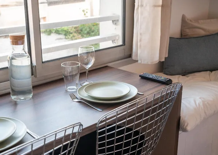 Proche Ecoles, Commerces Et Centre-ville Апартаменты *