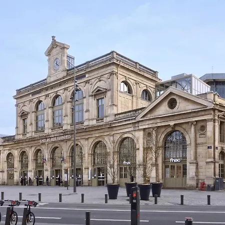 Proche Ecoles, Commerces Et Centre-ville Lägenhet *